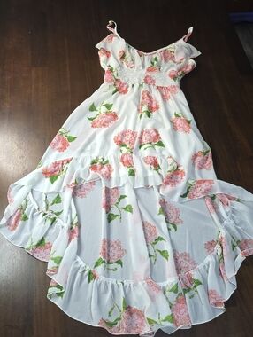 Womens White Floral Ruffled Asymmetrical Dress - Pink Hydrangea Print